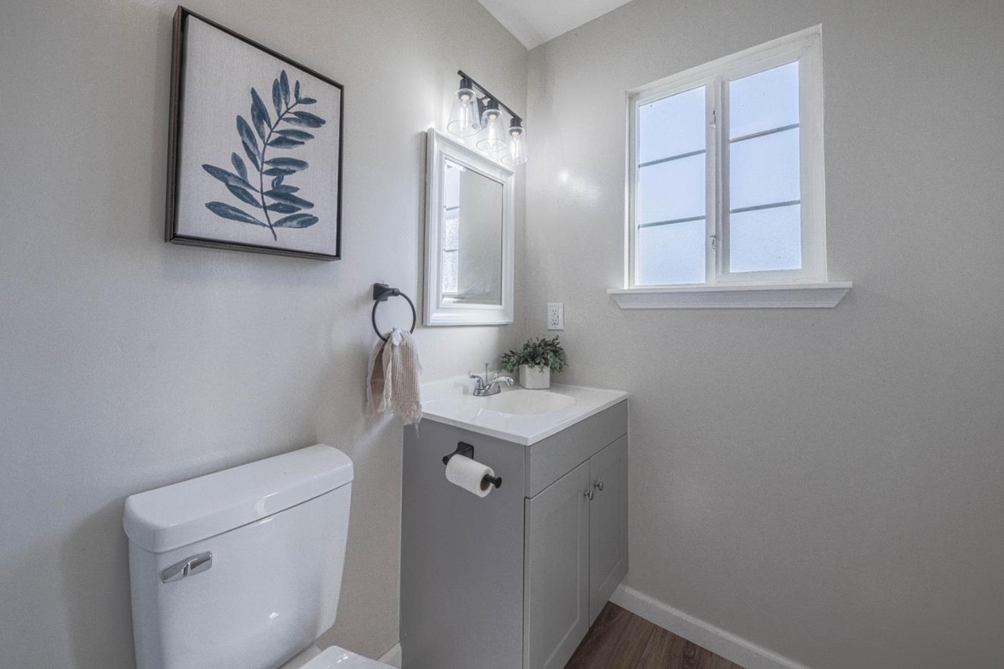Detail Gallery Image 19 of 29 For 18594 Northridge Dr, Salinas,  CA 93906 - 3 Beds | 2 Baths