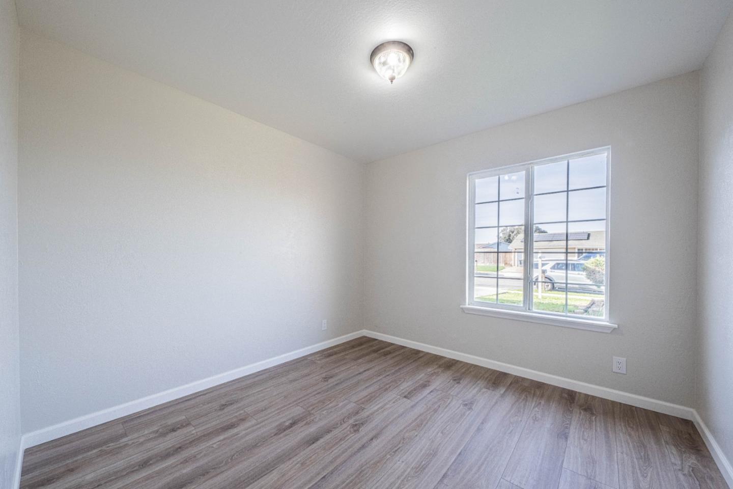 Detail Gallery Image 23 of 29 For 18594 Northridge Dr, Salinas,  CA 93906 - 3 Beds | 2 Baths