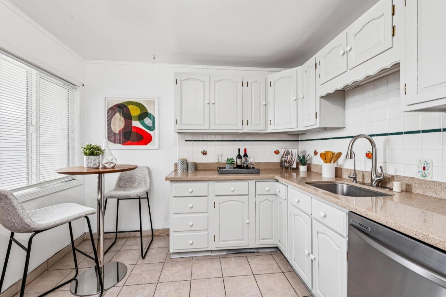 Detail Gallery Image 22 of 46 For 107 Wyandotte Ave, Daly City,  CA 94014 - 3 Beds | 2 Baths