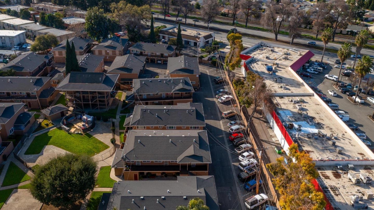 Detail Gallery Image 13 of 16 For 110 Roundtable #19 Dr, San Jose,  CA 95111 - – Beds | – Baths