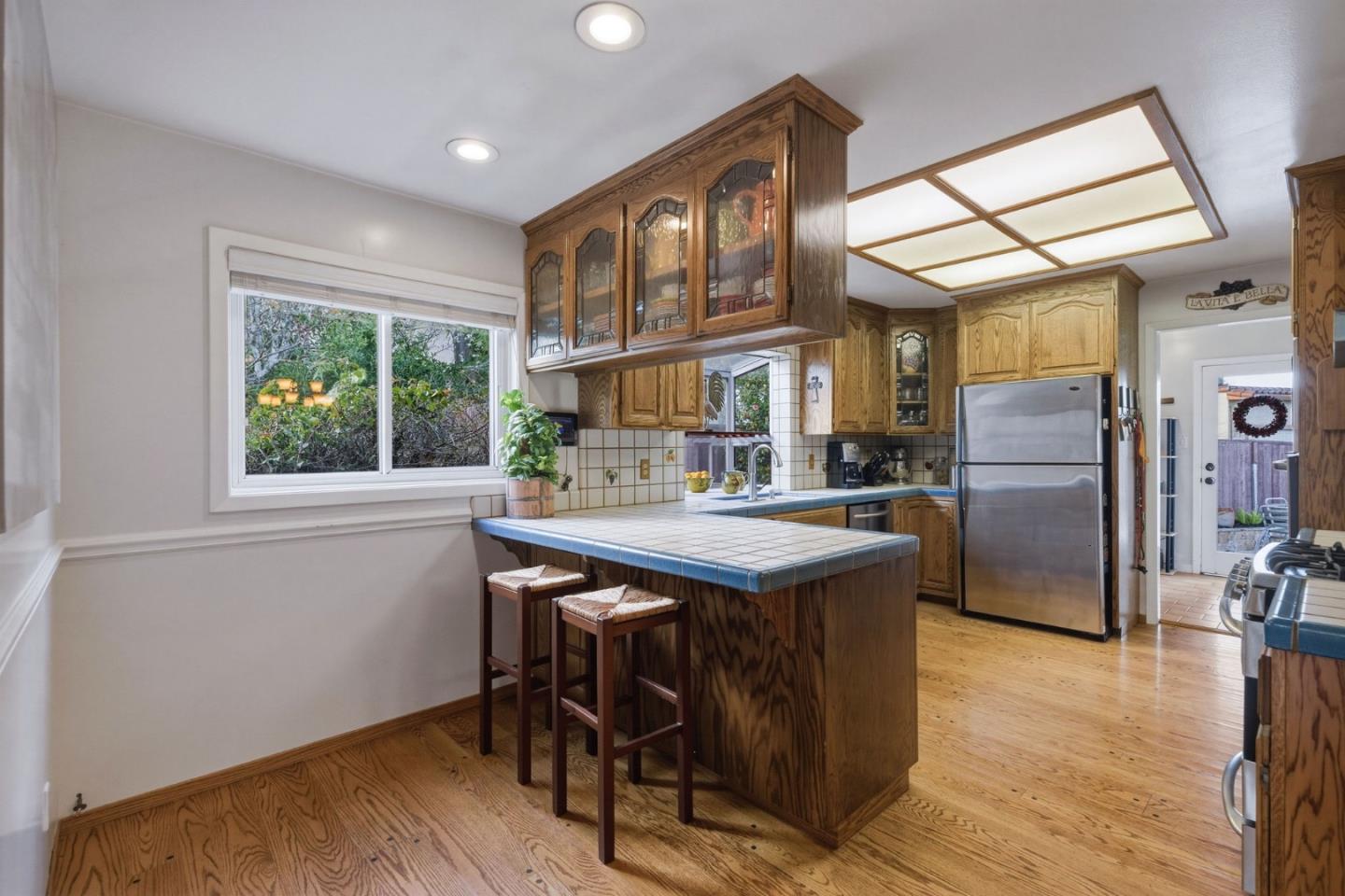 Detail Gallery Image 27 of 69 For 520 Park Blvd, Millbrae,  CA 94030 - 3 Beds | 3 Baths