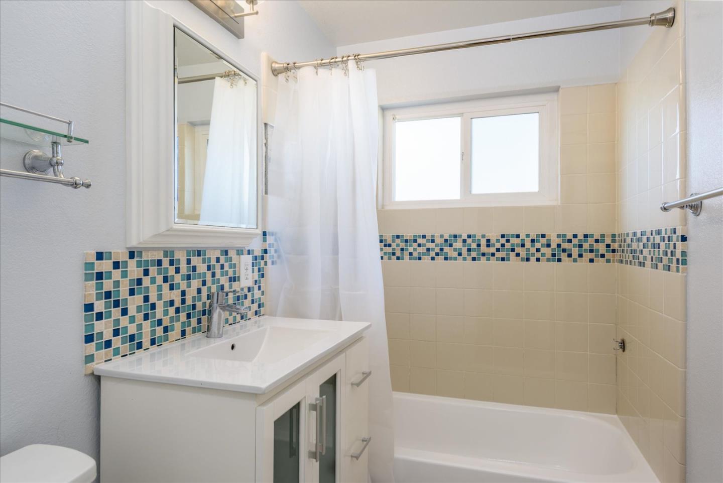 Detail Gallery Image 22 of 26 For 4920 Kenson Dr, San Jose,  CA 95124 - 3 Beds | 2 Baths