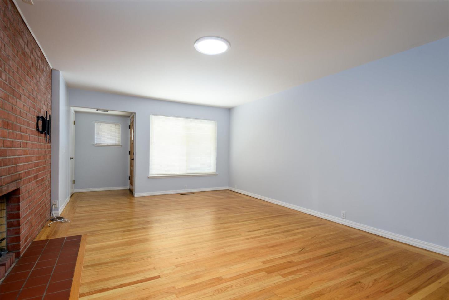 Detail Gallery Image 4 of 26 For 4920 Kenson Dr, San Jose,  CA 95124 - 3 Beds | 2 Baths