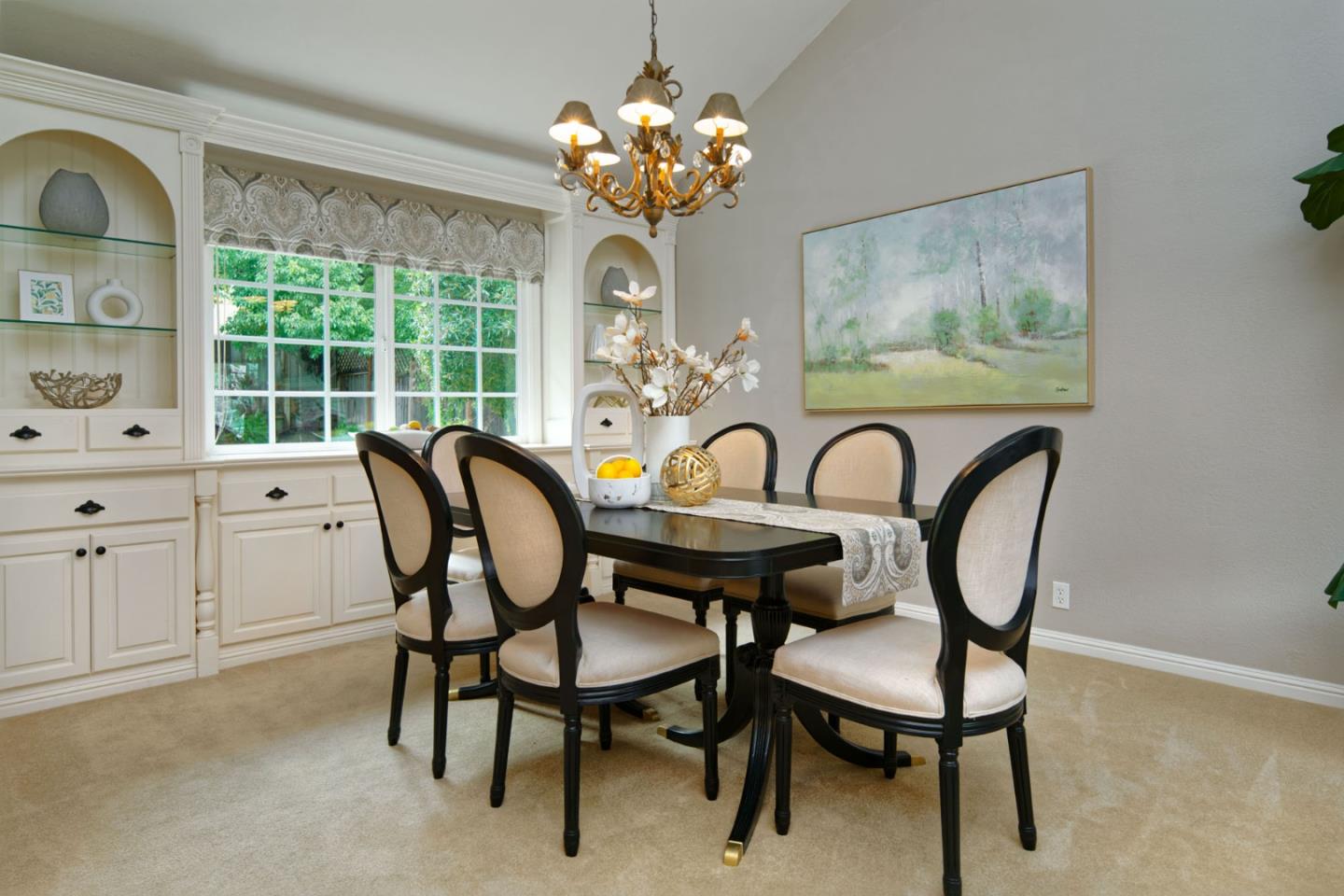 Detail Gallery Image 11 of 52 For 6629 Barnsdale Ct, San Jose,  CA 95120 - 4 Beds | 2/1 Baths