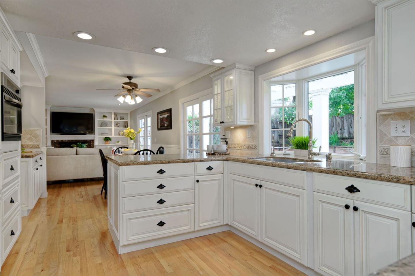 Detail Gallery Image 12 of 52 For 6629 Barnsdale Ct, San Jose,  CA 95120 - 4 Beds | 2/1 Baths