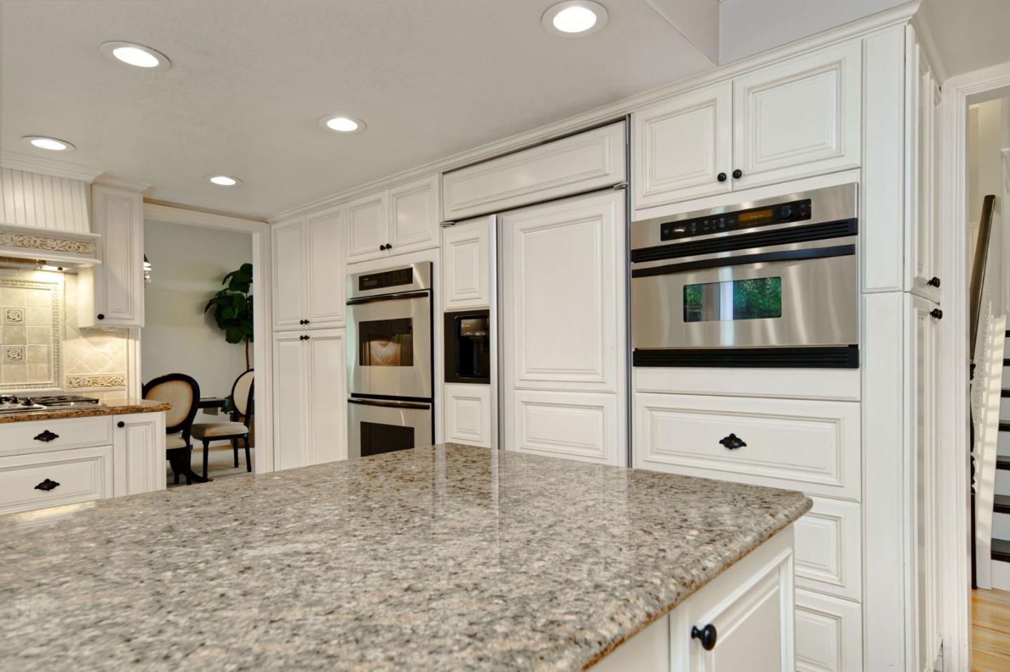 Detail Gallery Image 15 of 52 For 6629 Barnsdale Ct, San Jose,  CA 95120 - 4 Beds | 2/1 Baths