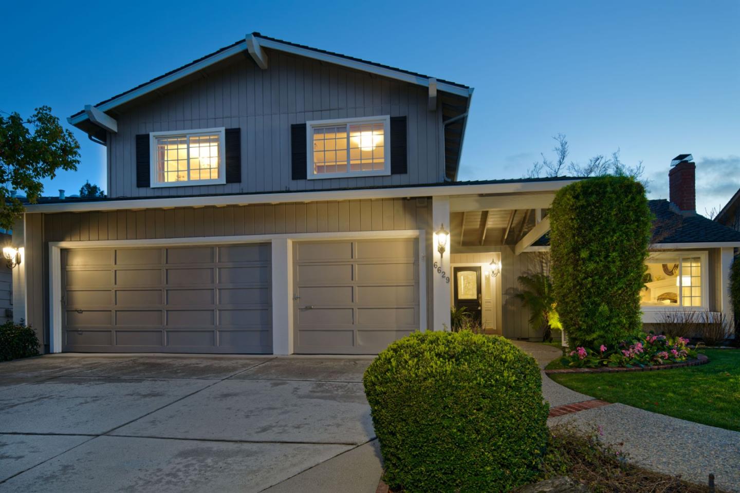 Detail Gallery Image 3 of 52 For 6629 Barnsdale Ct, San Jose,  CA 95120 - 4 Beds | 2/1 Baths