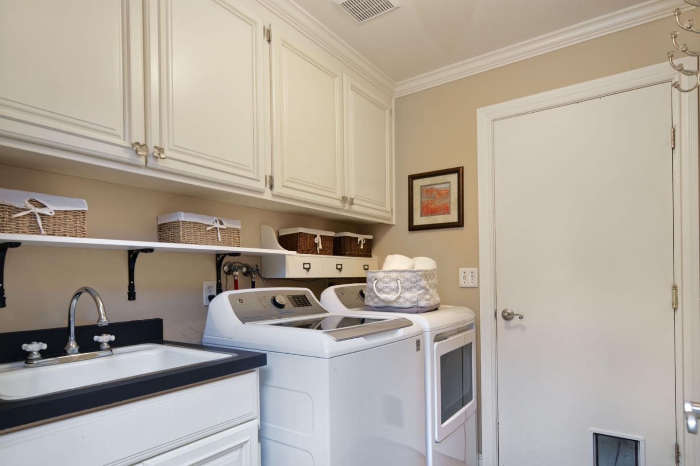 Detail Gallery Image 34 of 52 For 6629 Barnsdale Ct, San Jose,  CA 95120 - 4 Beds | 2/1 Baths
