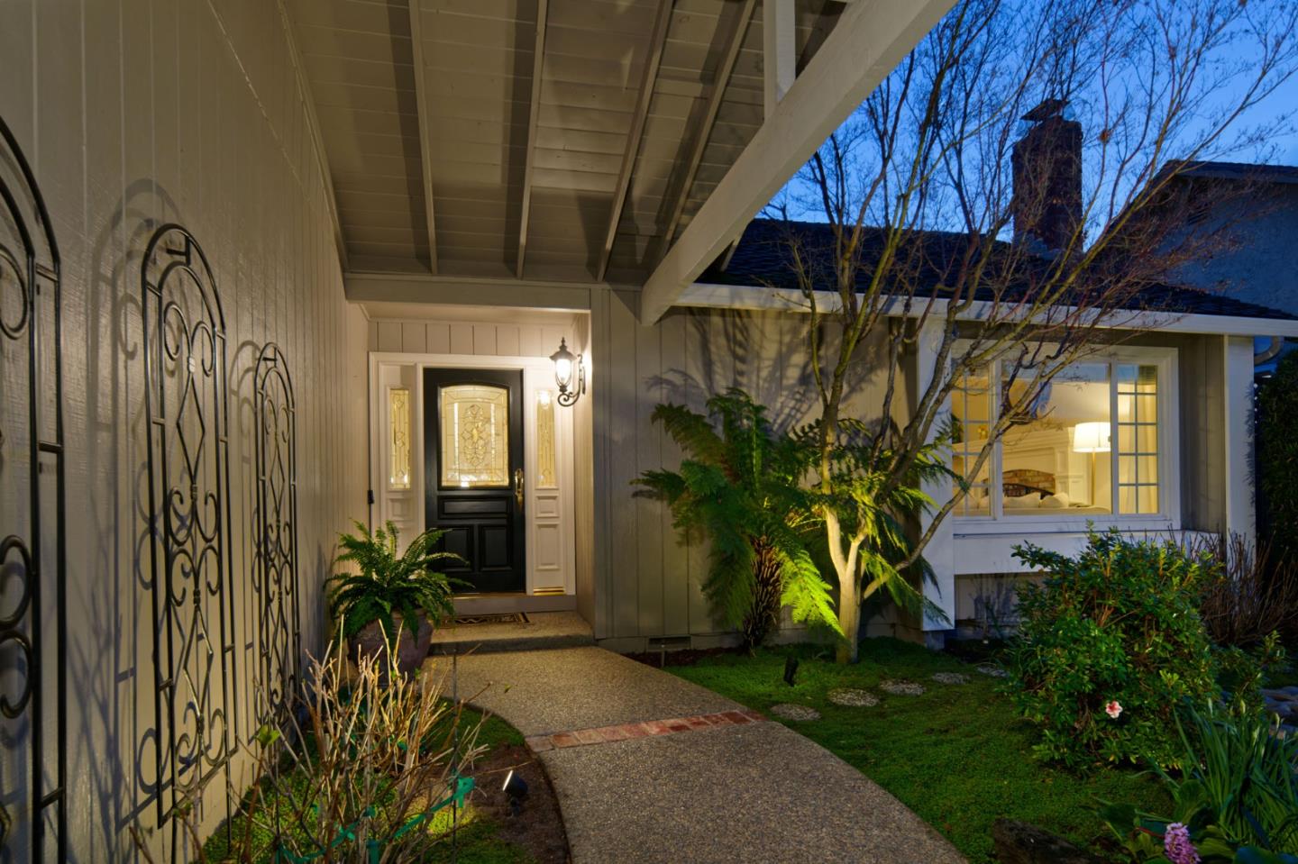 Detail Gallery Image 4 of 52 For 6629 Barnsdale Ct, San Jose,  CA 95120 - 4 Beds | 2/1 Baths