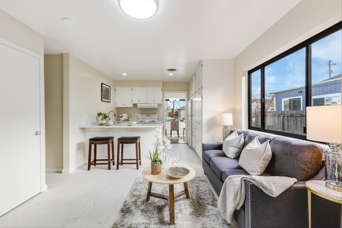 Detail Gallery Image 14 of 31 For 102 Cherry Ave, South San Francisco,  CA 94080 - 4 Beds | 1 Baths