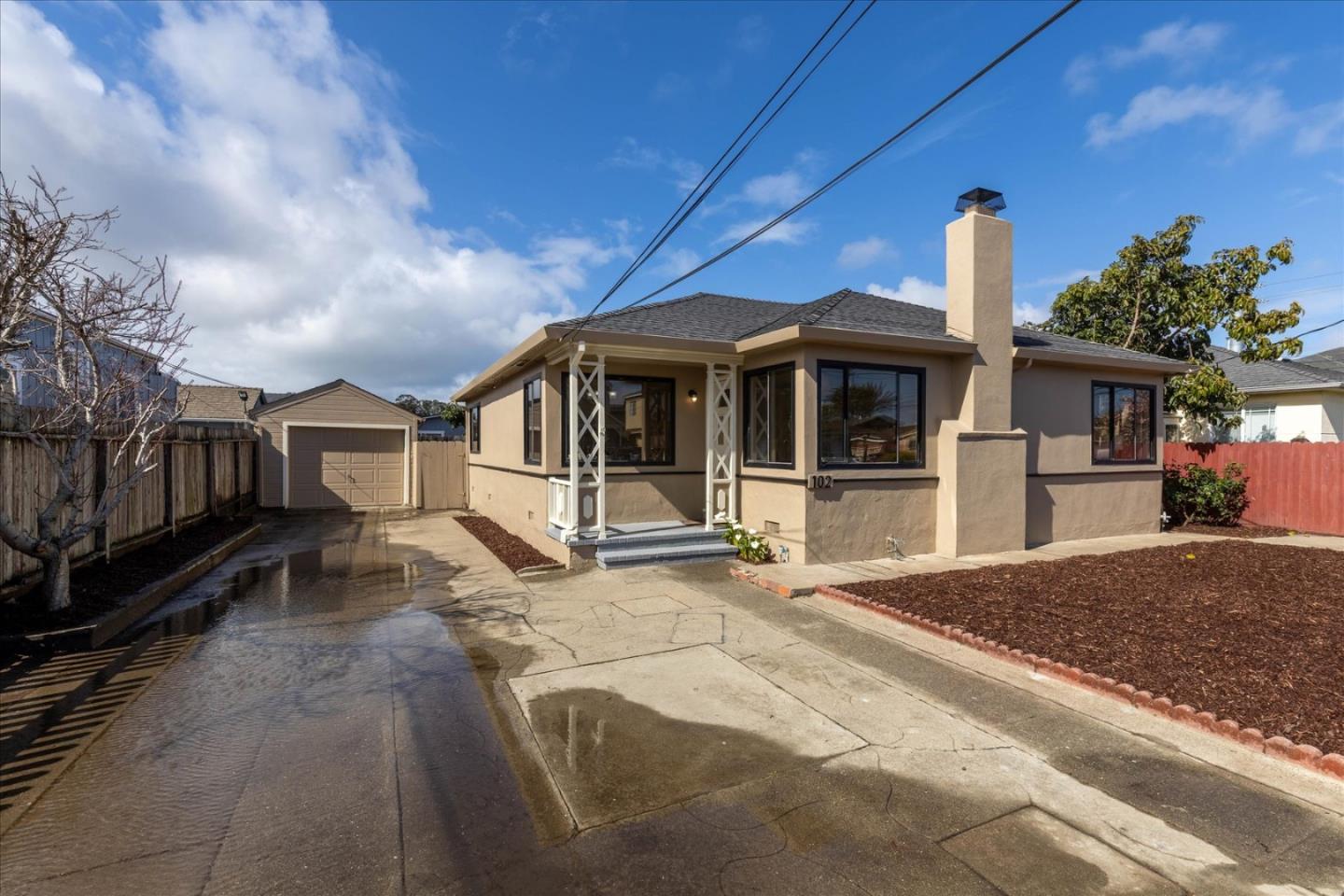 Detail Gallery Image 2 of 31 For 102 Cherry Ave, South San Francisco,  CA 94080 - 4 Beds | 1 Baths