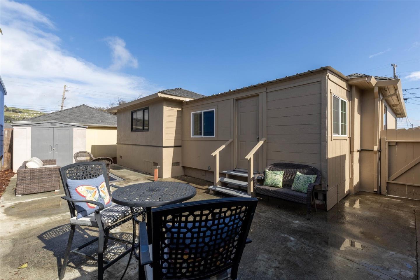 Detail Gallery Image 23 of 31 For 102 Cherry Ave, South San Francisco,  CA 94080 - 4 Beds | 1 Baths