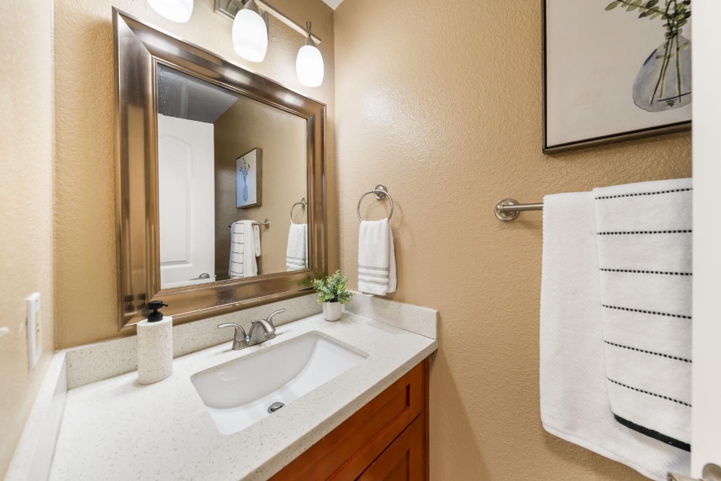 Detail Gallery Image 19 of 38 For 6893 Chantel Ct, San Jose,  CA 95129 - 2 Beds | 2 Baths