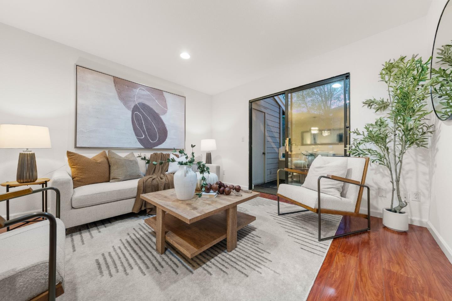 Detail Gallery Image 9 of 38 For 6893 Chantel Ct, San Jose,  CA 95129 - 2 Beds | 2 Baths