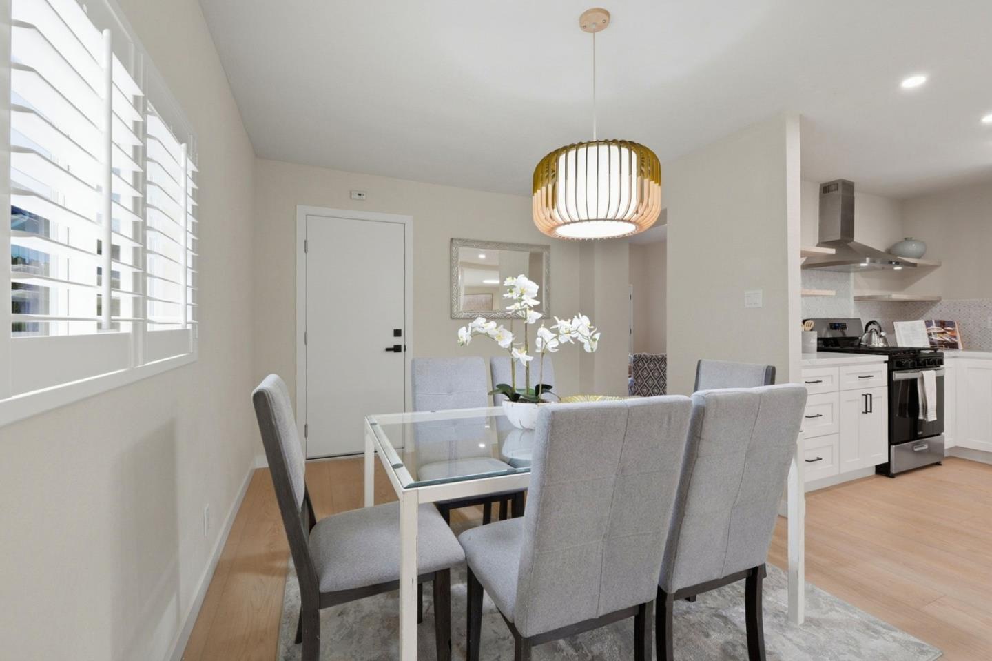 Detail Gallery Image 20 of 34 For 1540 Newbridge Ave, San Mateo,  CA 94401 - 3 Beds | 2 Baths