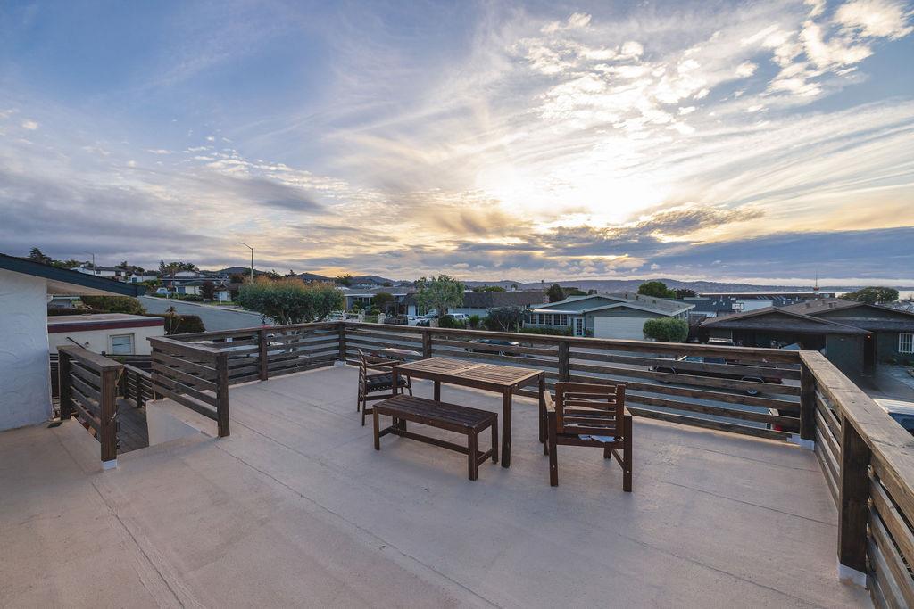 Detail Gallery Image 3 of 32 For 1580 Ancon St, Seaside,  CA 93955 - 3 Beds | 2 Baths