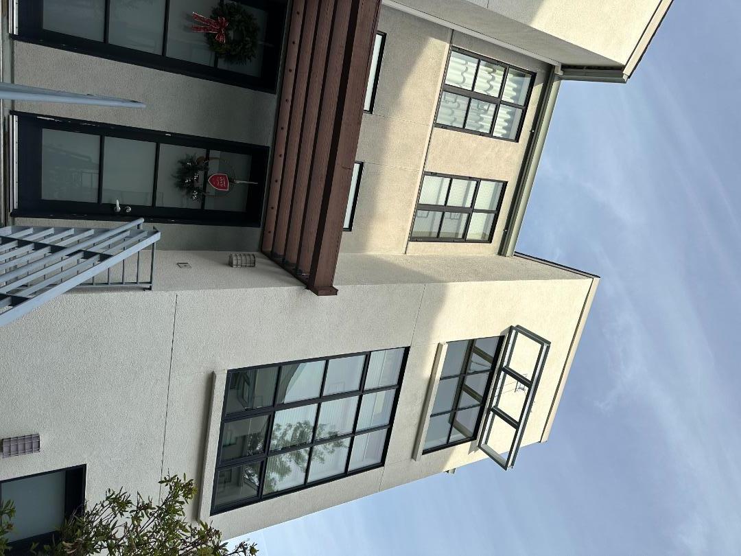 Detail Gallery Image 2 of 31 For 116 S 1st St, Campbell,  CA 95008 - 2 Beds | 2/1 Baths