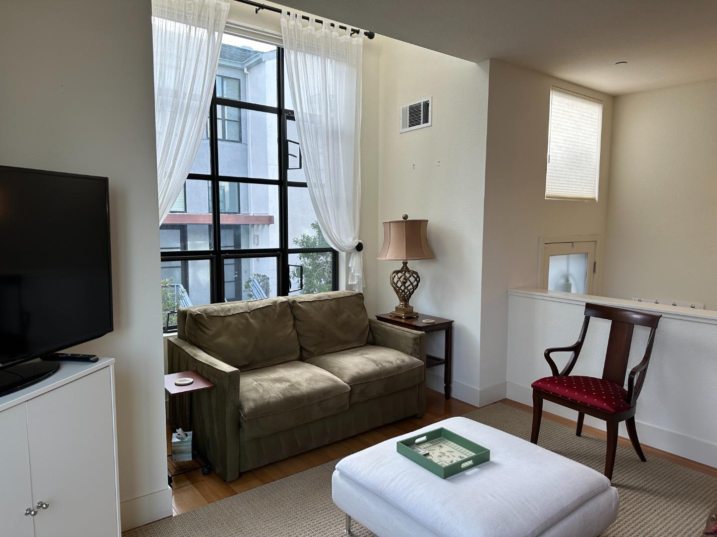 Detail Gallery Image 3 of 31 For 116 S 1st St, Campbell,  CA 95008 - 2 Beds | 2/1 Baths