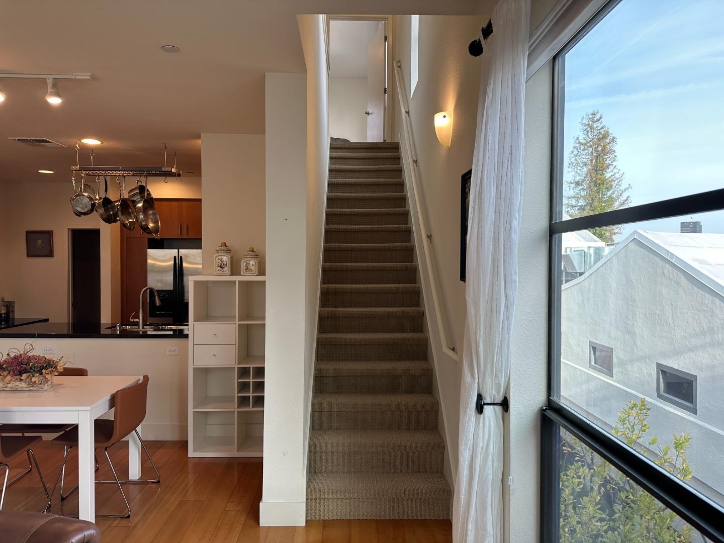 Detail Gallery Image 8 of 31 For 116 S 1st St, Campbell,  CA 95008 - 2 Beds | 2/1 Baths