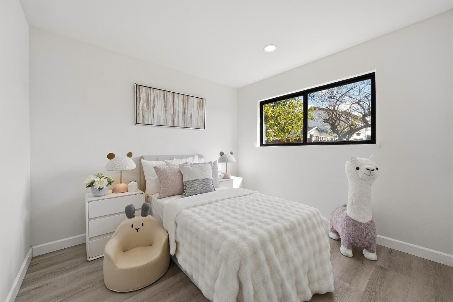 Detail Gallery Image 13 of 22 For 5132 Trade Wind Ln, Fremont,  CA 94538 - 3 Beds | 2 Baths