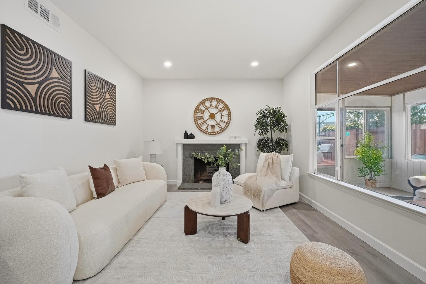 Detail Gallery Image 4 of 22 For 5132 Trade Wind Ln, Fremont,  CA 94538 - 3 Beds | 2 Baths