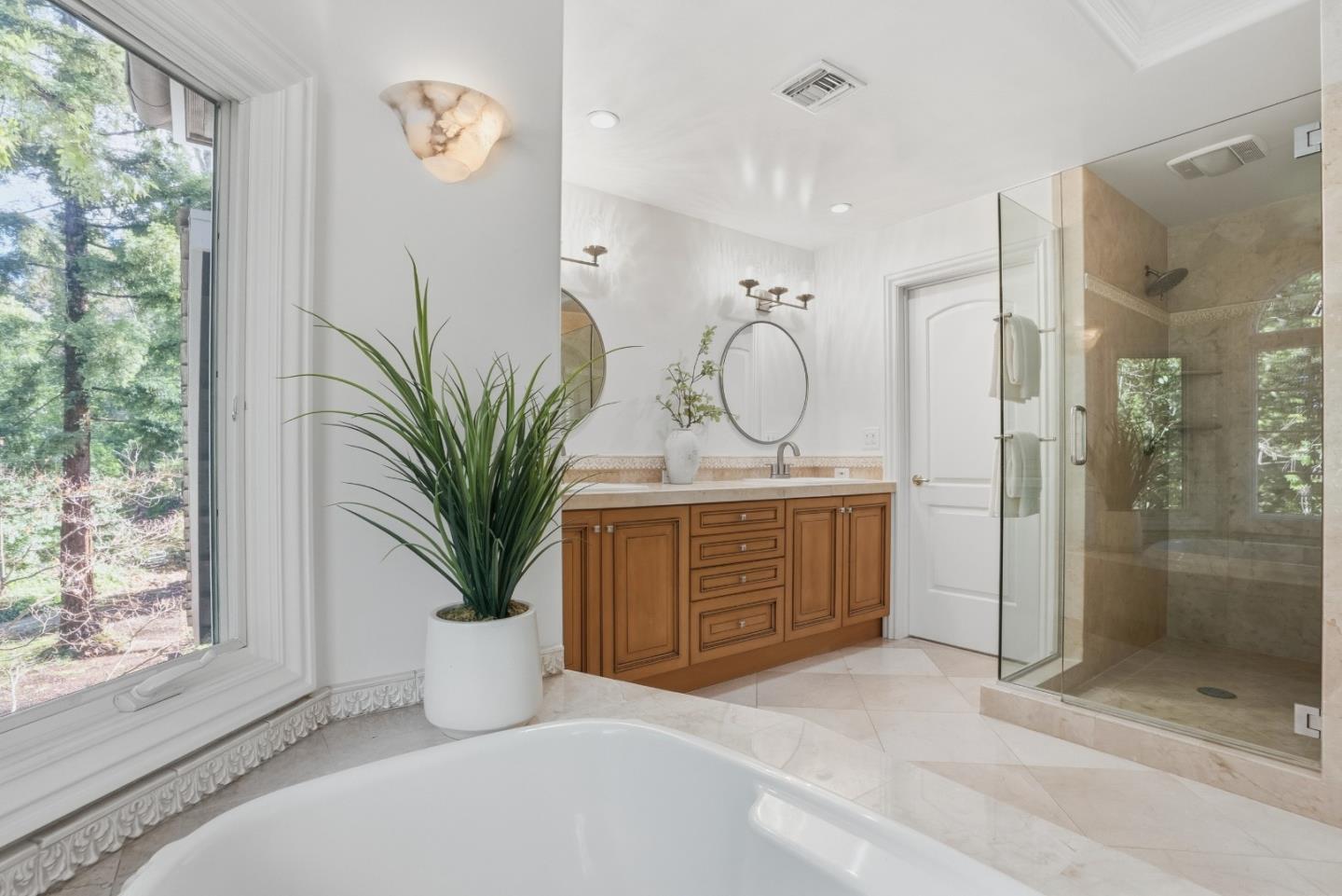 Detail Gallery Image 15 of 25 For 19938 Baroni Ct, Saratoga,  CA 95070 - 4 Beds | 3 Baths