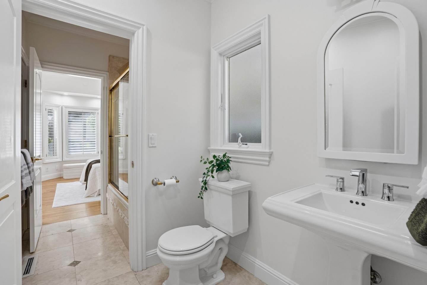 Detail Gallery Image 17 of 25 For 19938 Baroni Ct, Saratoga,  CA 95070 - 4 Beds | 3 Baths