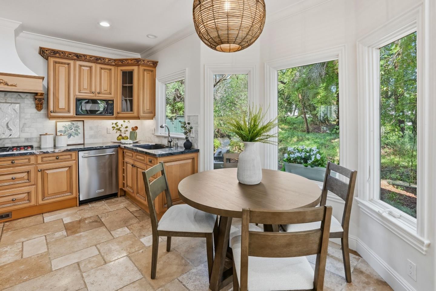 Detail Gallery Image 9 of 25 For 19938 Baroni Ct, Saratoga,  CA 95070 - 4 Beds | 3 Baths