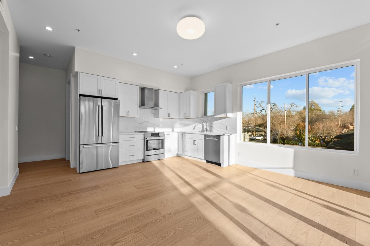 Detail Gallery Image 12 of 29 For 4115 El Camino Real #WHOLE BUILDING,  Palo Alto,  CA 94306 - – Beds | – Baths