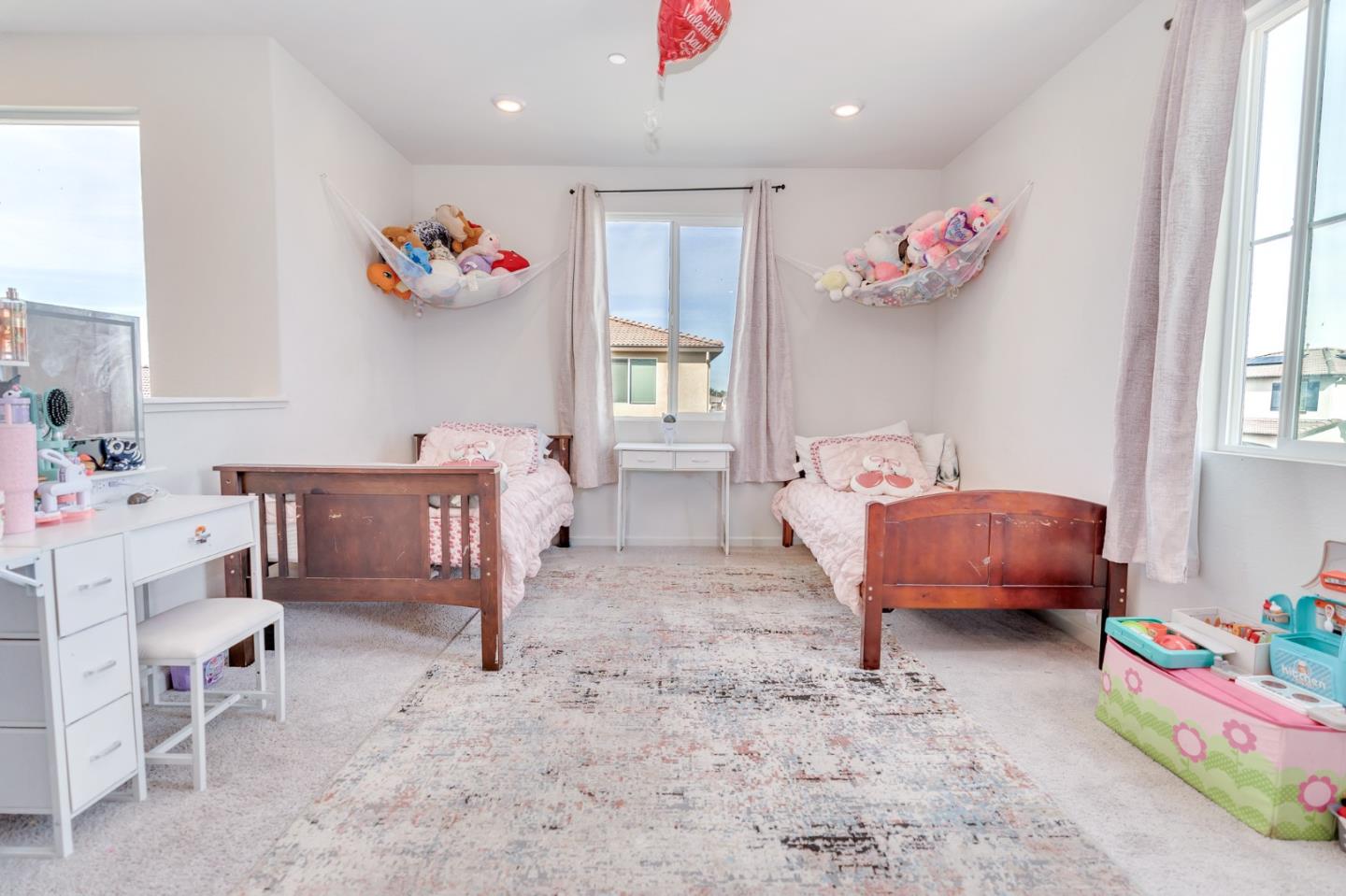 Detail Gallery Image 16 of 47 For 341 Manchester Dr, Los Banos,  CA 93635 - 4 Beds | 3 Baths