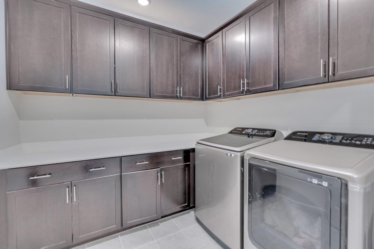 Detail Gallery Image 31 of 47 For 341 Manchester Dr, Los Banos,  CA 93635 - 4 Beds | 3 Baths