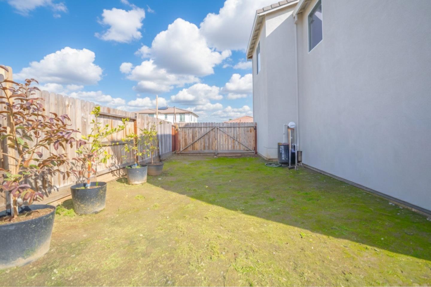 Detail Gallery Image 36 of 47 For 341 Manchester Dr, Los Banos,  CA 93635 - 4 Beds | 3 Baths