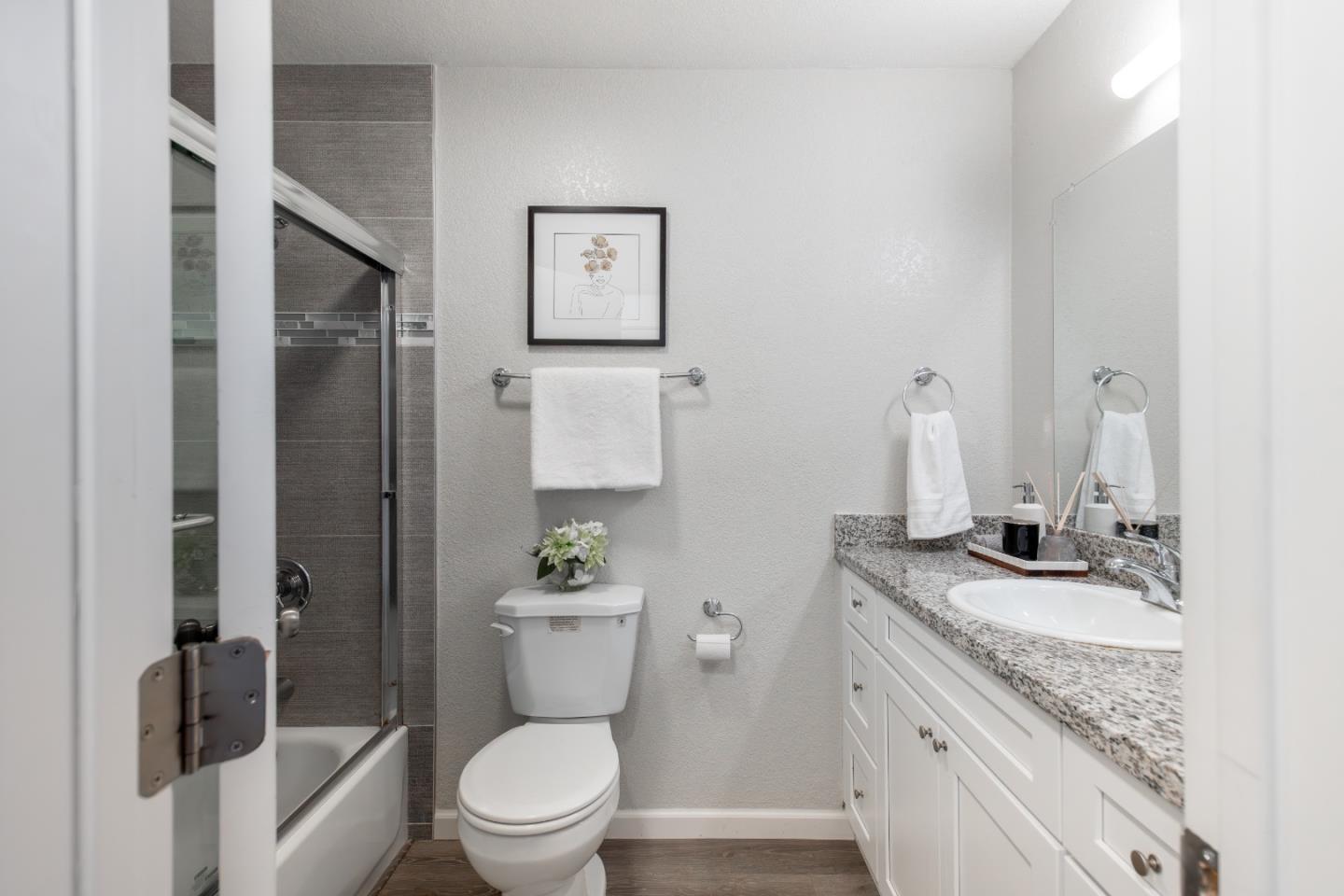 Photo #25: ML82035777 Listing: Photo #25