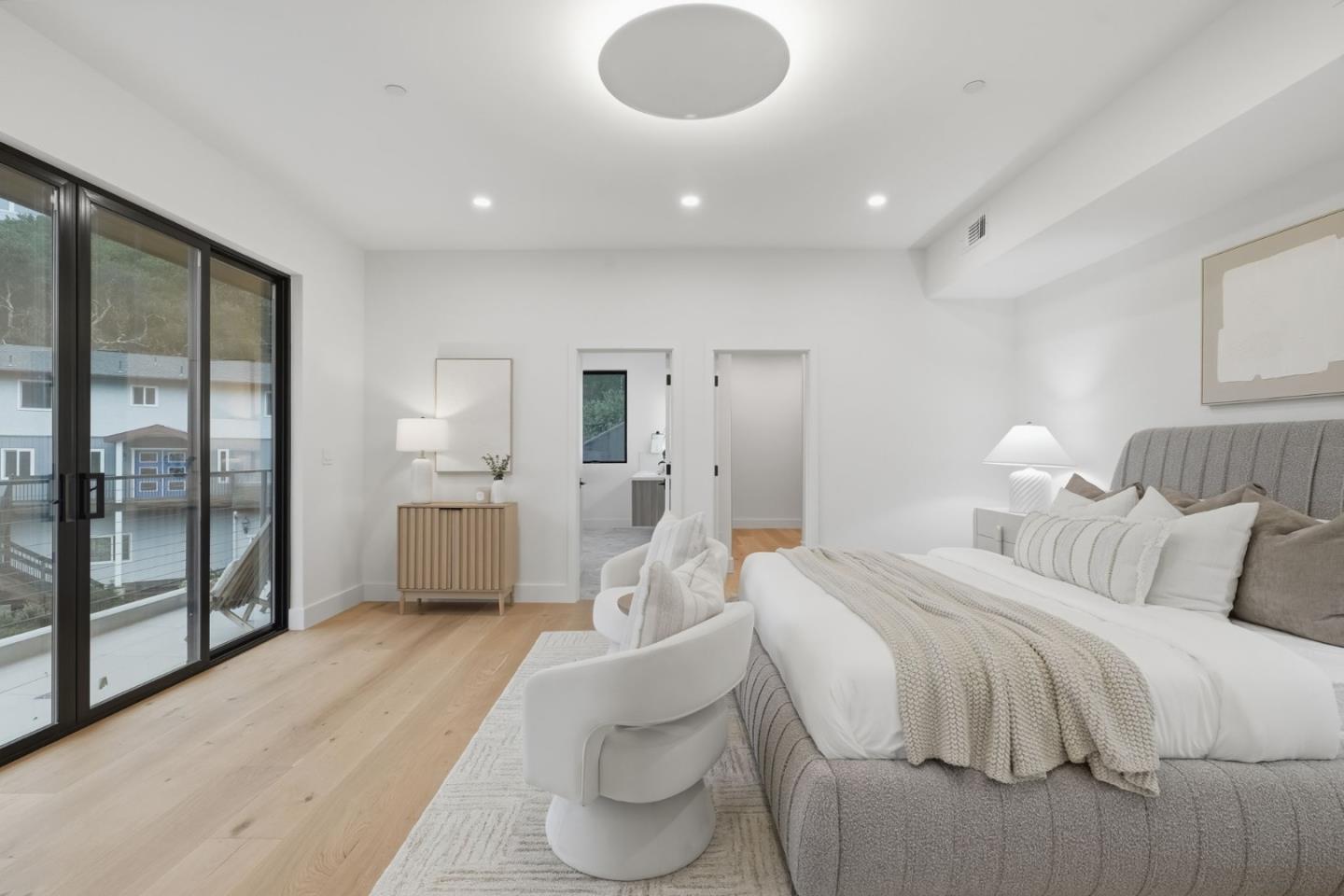 Detail Gallery Image 26 of 59 For 3288 Oak Ct, Belmont,  CA 94002 - 4 Beds | 3/1 Baths