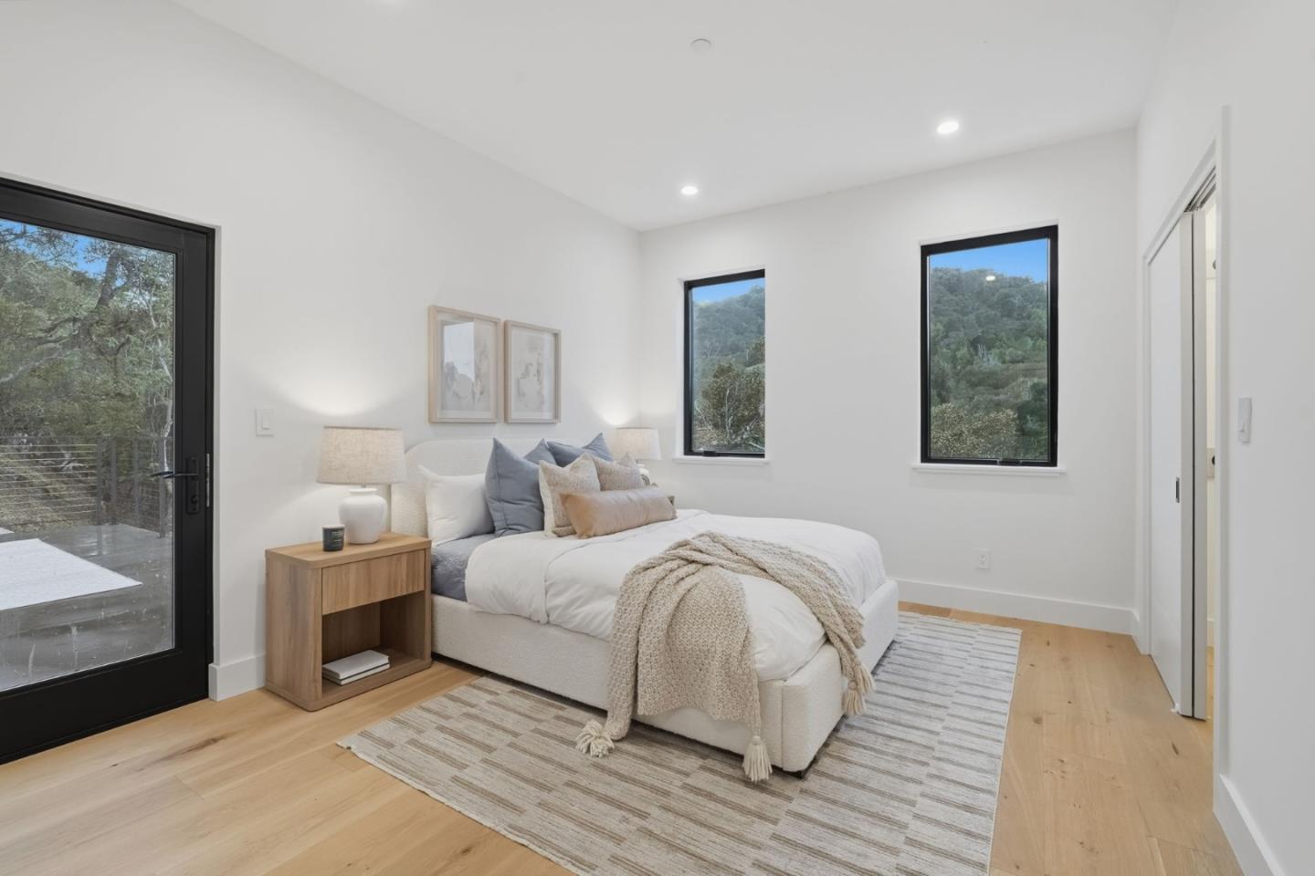 Detail Gallery Image 40 of 59 For 3288 Oak Ct, Belmont,  CA 94002 - 4 Beds | 3/1 Baths