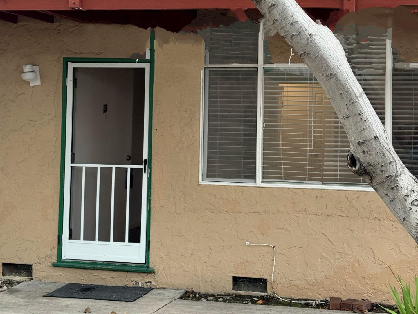 Detail Gallery Image 2 of 11 For 418 Roosevelt Ave #3,  Sunnyvale,  CA 94085 - 1 Beds | 1 Baths