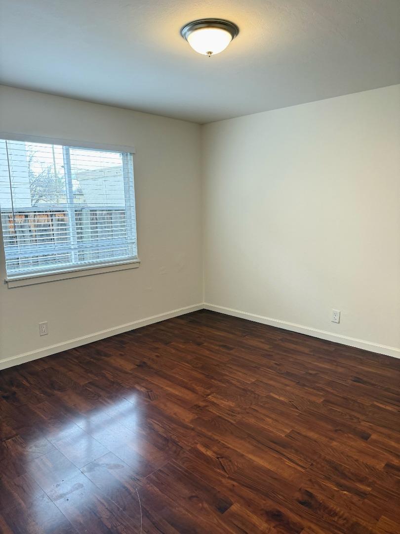 Detail Gallery Image 7 of 11 For 418 Roosevelt Ave #3,  Sunnyvale,  CA 94085 - 1 Beds | 1 Baths