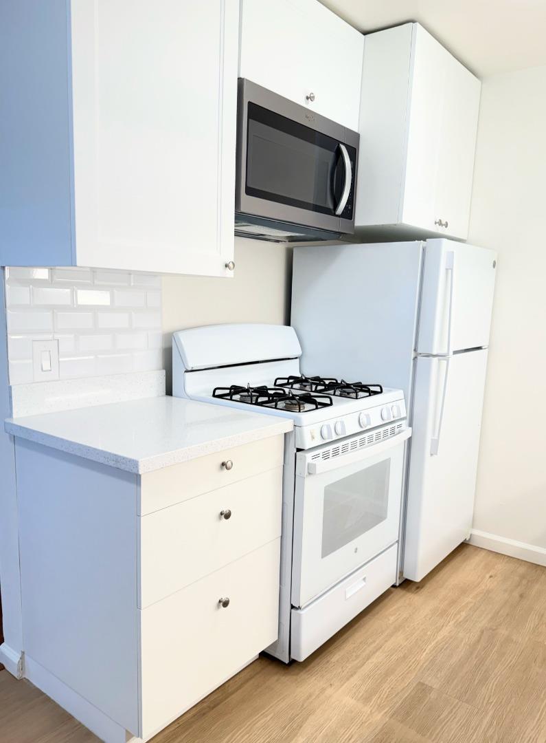 Detail Gallery Image 8 of 11 For 418 Roosevelt Ave #3,  Sunnyvale,  CA 94085 - 1 Beds | 1 Baths