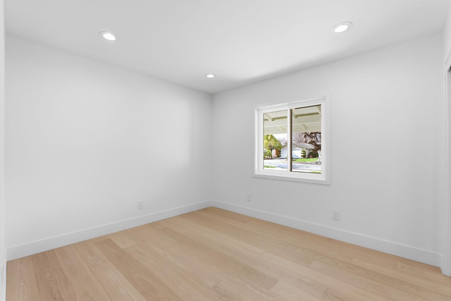 Detail Gallery Image 26 of 35 For 1526 Crespi Dr, San Jose,  CA 95129 - 3 Beds | 2 Baths