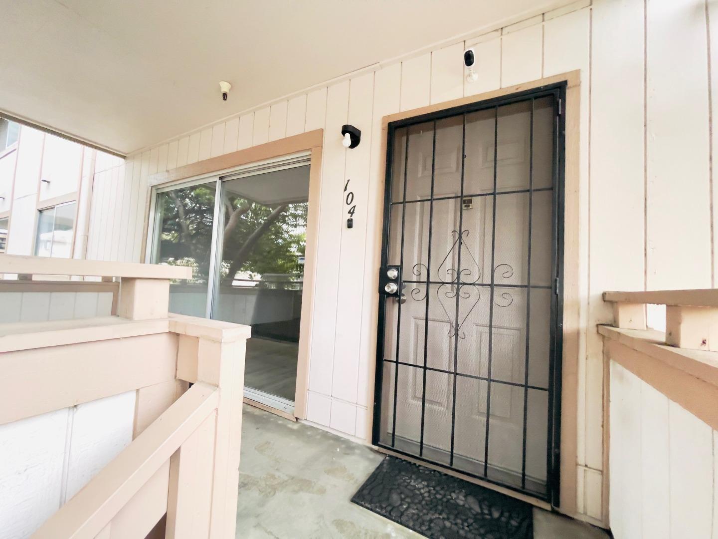 Front Image Thumbnail for ML82035783