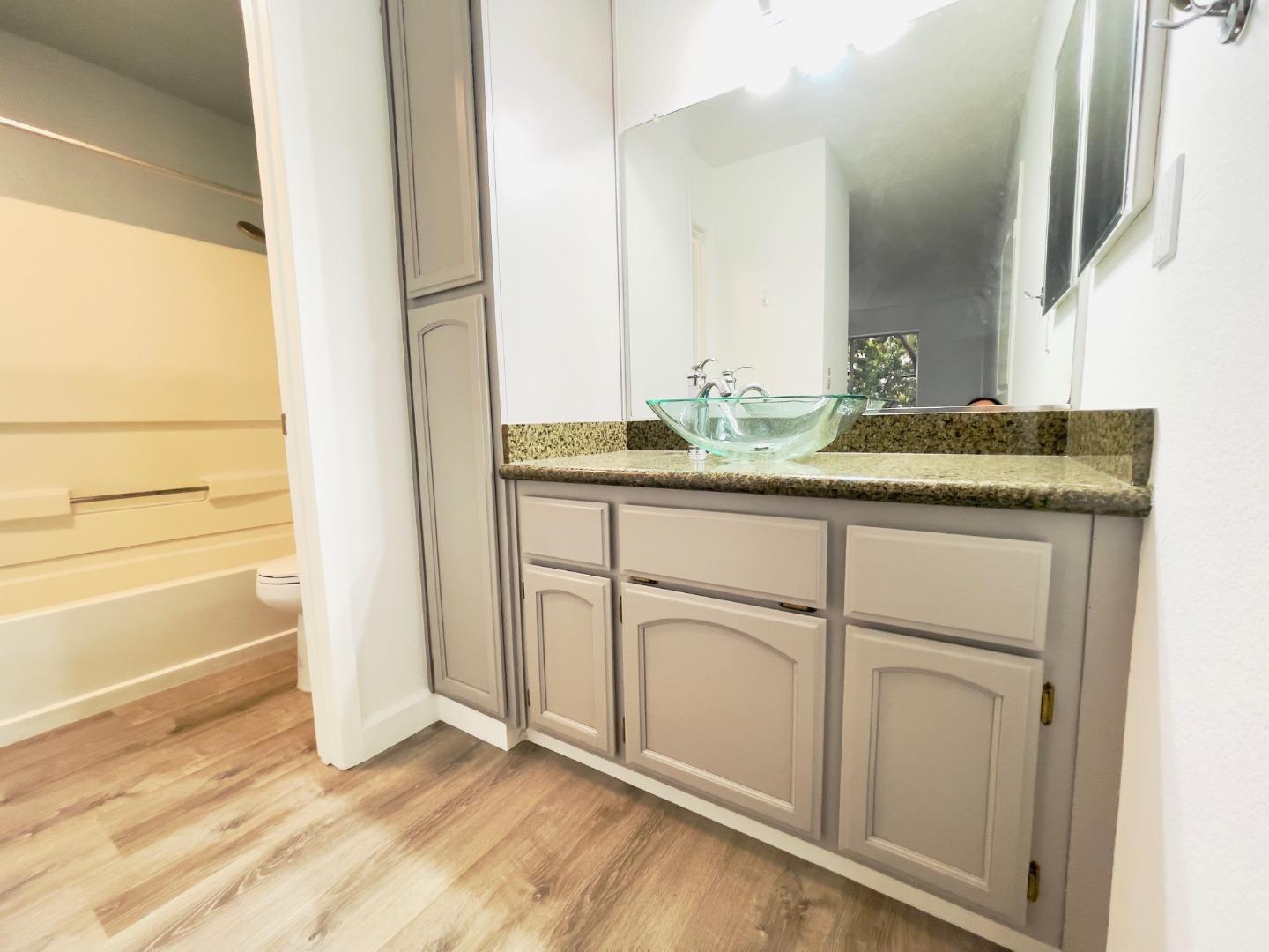 Detail Gallery Image 15 of 23 For 25164 Copa Del Oro Drive Dr #104,  Hayward,  CA 94545 - 2 Beds | 2 Baths