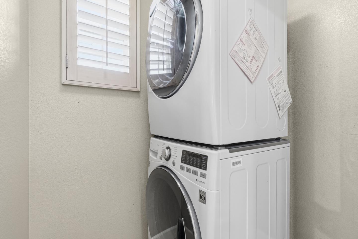 Detail Gallery Image 15 of 42 For 1745 Hillebrant Pl, Santa Clara,  CA 95050 - 2 Beds | 2/1 Baths