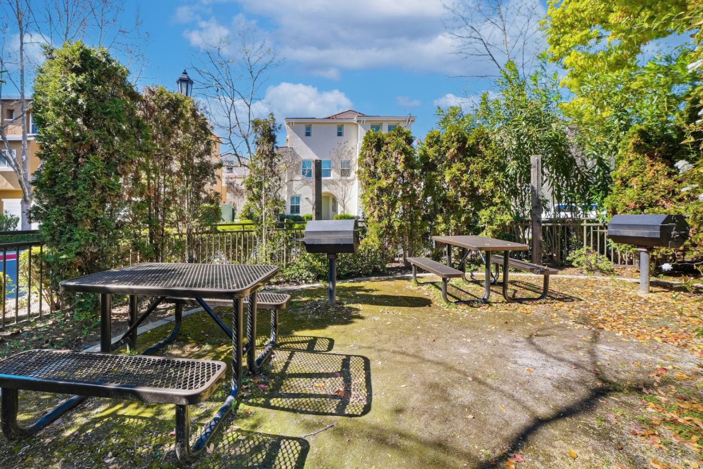 Detail Gallery Image 45 of 51 For 1745 Hillebrant Pl, Santa Clara,  CA 95050 - 2 Beds | 2/1 Baths