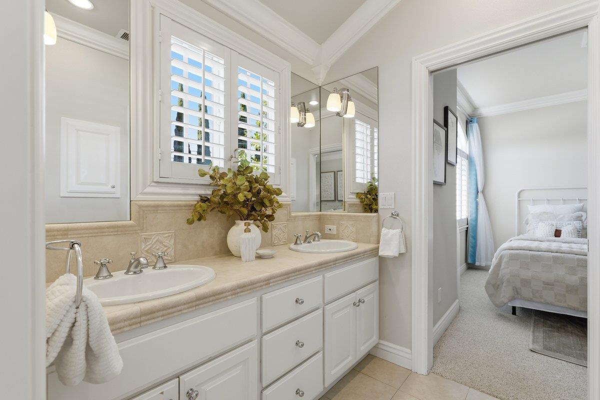 Detail Gallery Image 42 of 72 For 6512 Bose Ln, San Jose,  CA 95120 - 5 Beds | 4/1 Baths