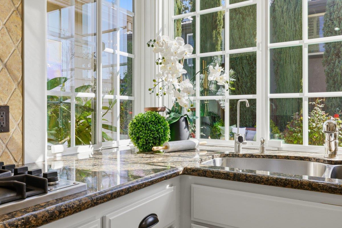 Detail Gallery Image 46 of 72 For 6512 Bose Ln, San Jose,  CA 95120 - 5 Beds | 4/1 Baths