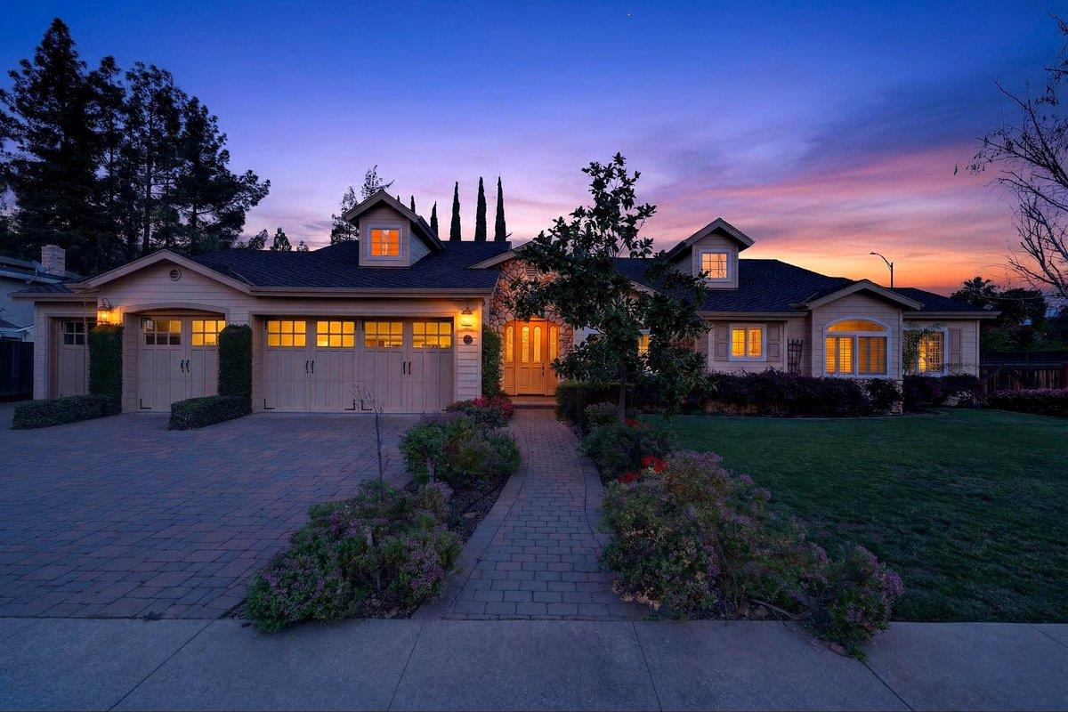 Detail Gallery Image 64 of 72 For 6512 Bose Ln, San Jose,  CA 95120 - 5 Beds | 4/1 Baths