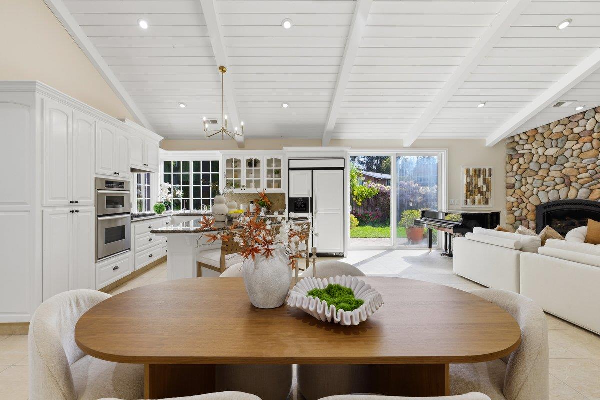 Detail Gallery Image 8 of 72 For 6512 Bose Ln, San Jose,  CA 95120 - 5 Beds | 4/1 Baths