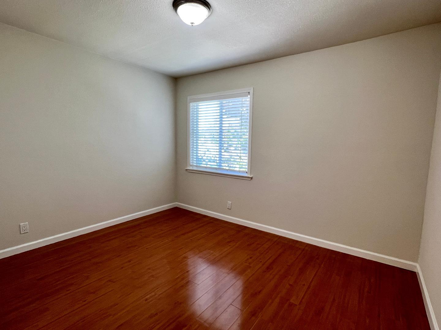 Detail Gallery Image 10 of 17 For 801 Betlin Ave, Cupertino,  CA 95014 - 3 Beds | 2 Baths