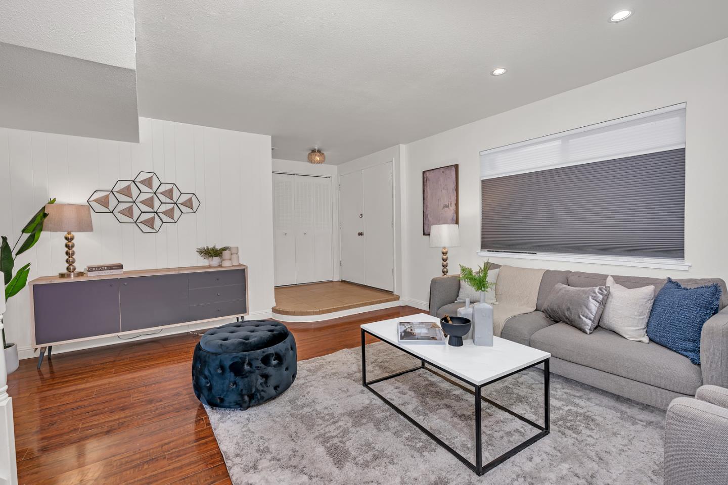 Photo #5: ML82035787 Listing: Photo #5