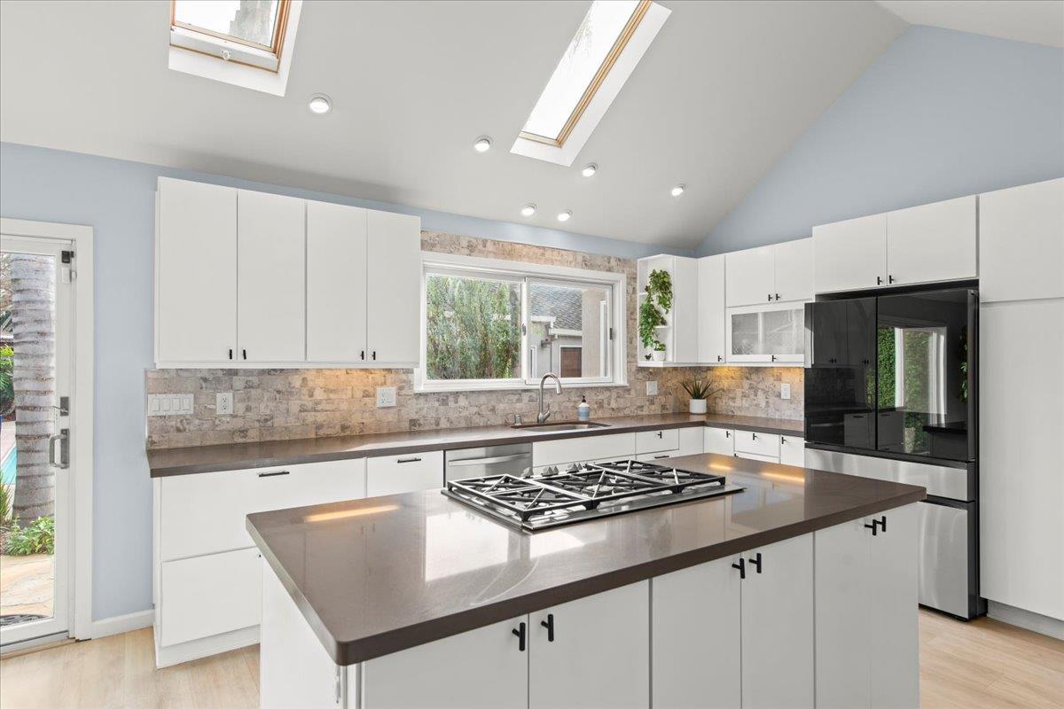 Detail Gallery Image 11 of 35 For 1482 Ridgeley Dr, Campbell,  CA 95008 - 3 Beds | 2 Baths